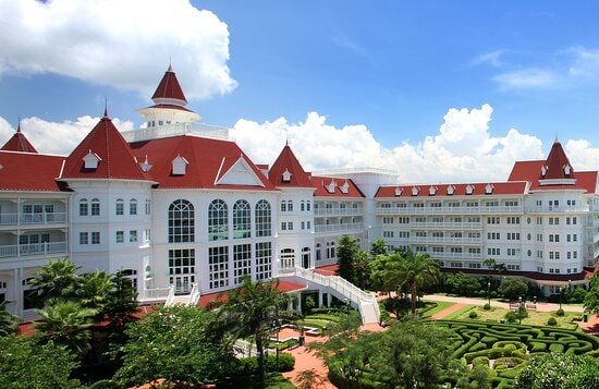 后宫酒店Harem Hotel 探索场景 玩法截图 2